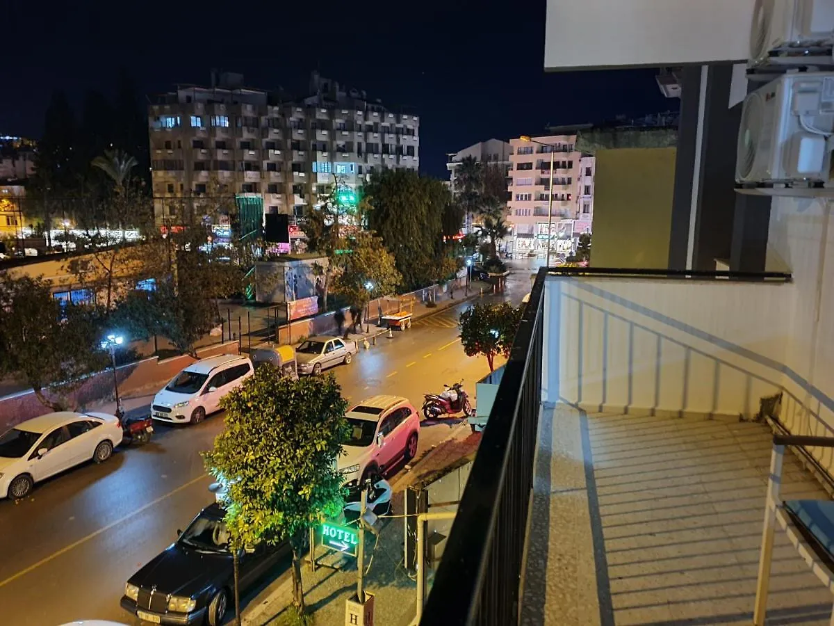 كوشاداسيه Karya Hotel تركيا
