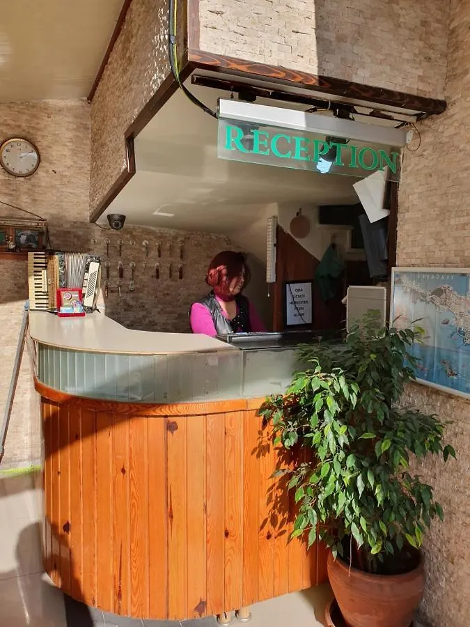 Karya Hotel Kusadasi 3*,